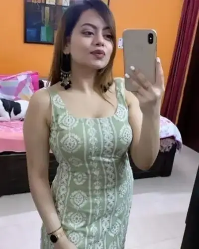 Call Girl in Shujalpur